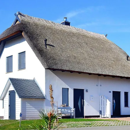 Dom wakacyjny Doppelhaushaelfte Dock No 7 0 In Zirchow