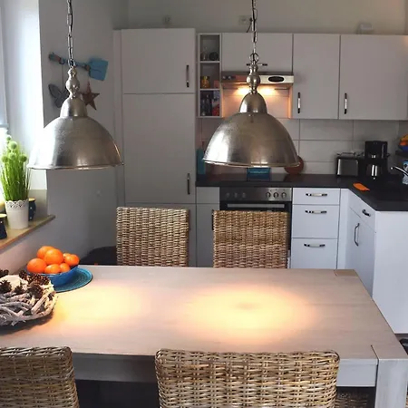 Dom wakacyjny Doppelhaushaelfte Dock No 7 0 In